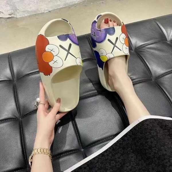Open-Toe Slides