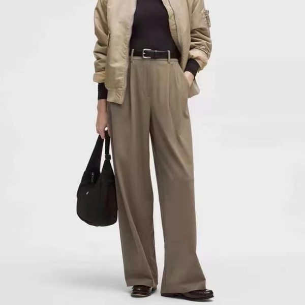 LuluLemon Women High-Waisted Trousers