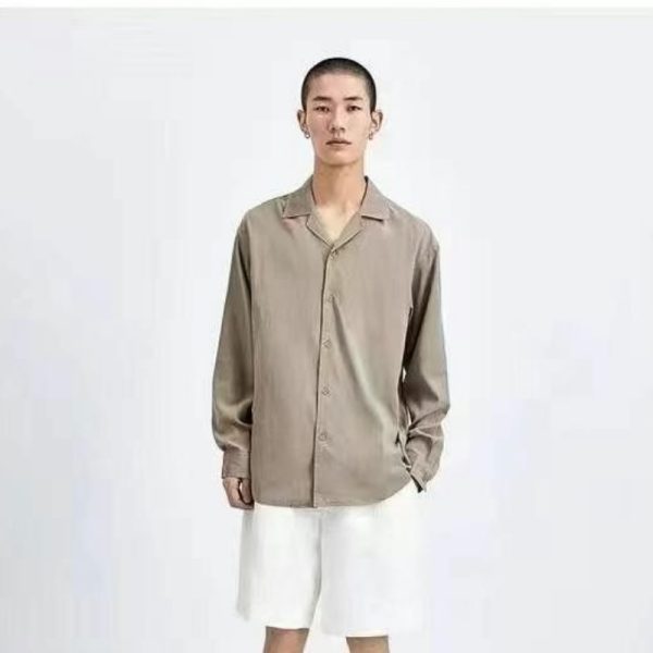 URBAN REVIVO Cut-Label Shirt
