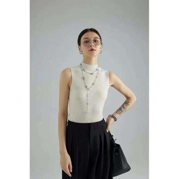 New Spring/Summer Knit Vest - Image 3