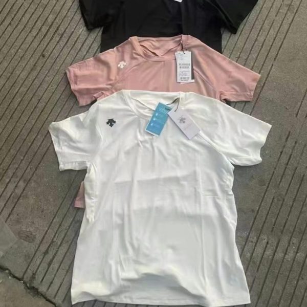 DESCENTE Women's Quick-Dry T-shirt