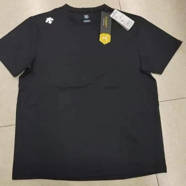 descente short sleeve T-shirt