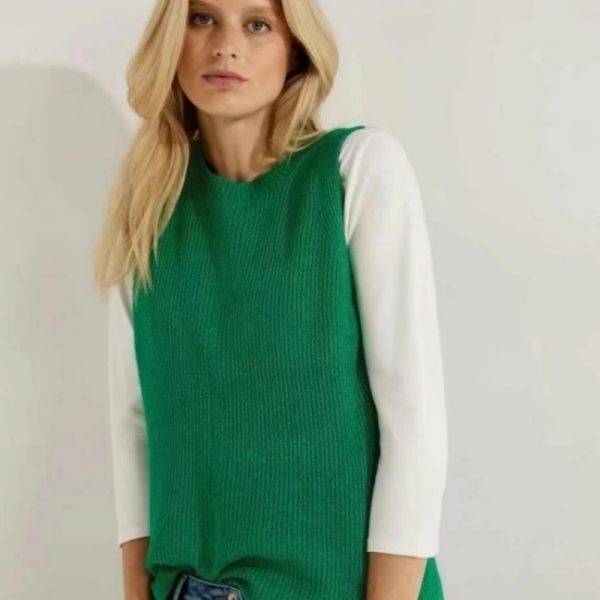 German CECIL spring crew neck vest