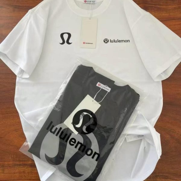 LuluLemon New T-Shirt