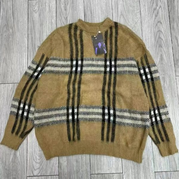 Classic Checkered Pullover Sweater