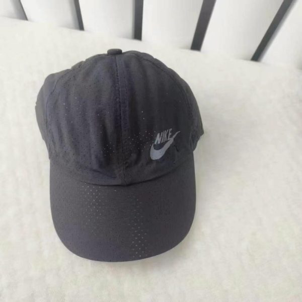 Nike Quick-Dry Baseball Caps