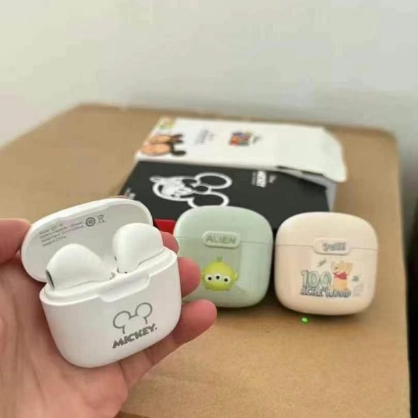 True Wireless Bluetooth Earbuds