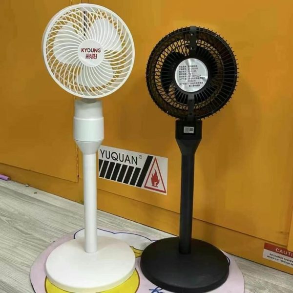 Oscillating Floor Fans