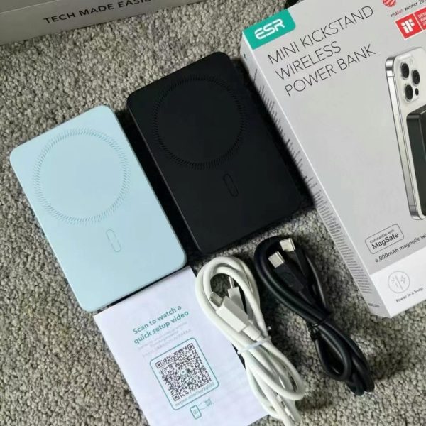 ESR 6000mAh Wireless Power Bank