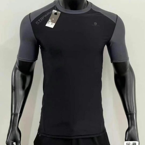 Decathlon sports top